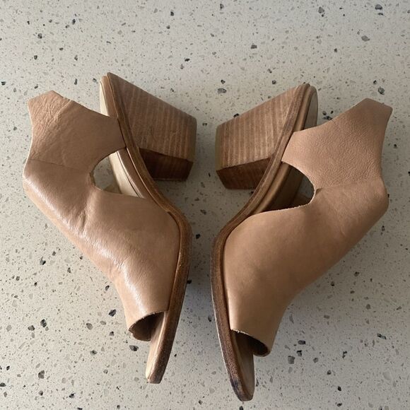 Eileen Fisher Glance Sand Leather Slingback Sandals Block Heel Women’s Size 7.5M - Picture 12 of 12